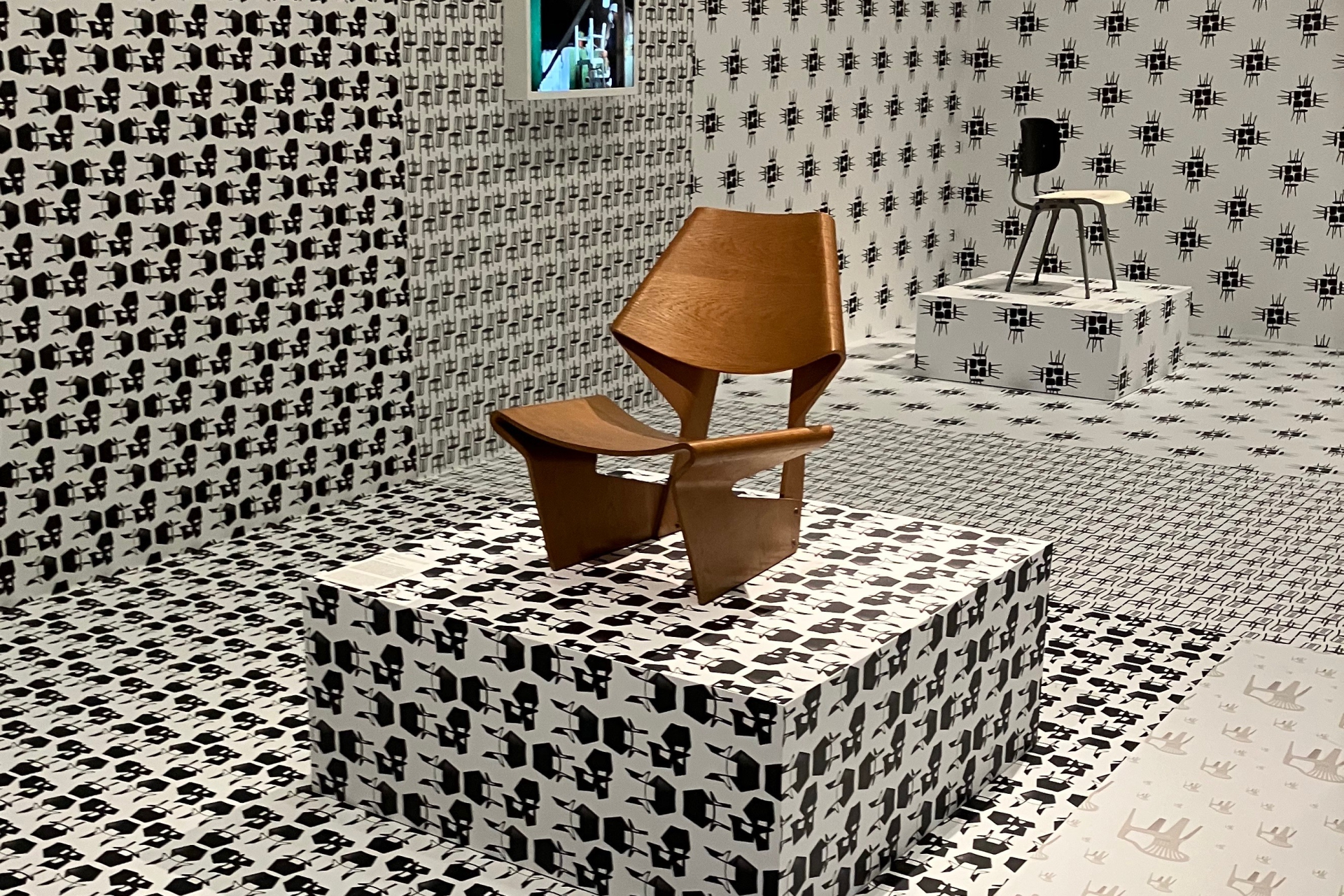 Grete Jalk Chair in Exhibition Centraal Museum: ‘Stoel neemt Stelling’